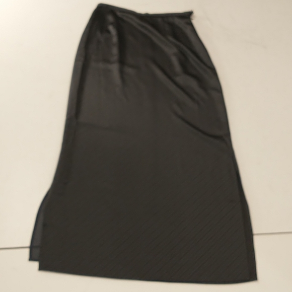 Silk Maxi Skirt Dark Gray Slim Floor Length Classy Excellent Quality & Condition - Picture 10 of 11
